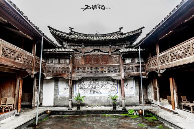 幻兽帕鲁的捕捉奥秘：帕鲁球的获取与进化之路